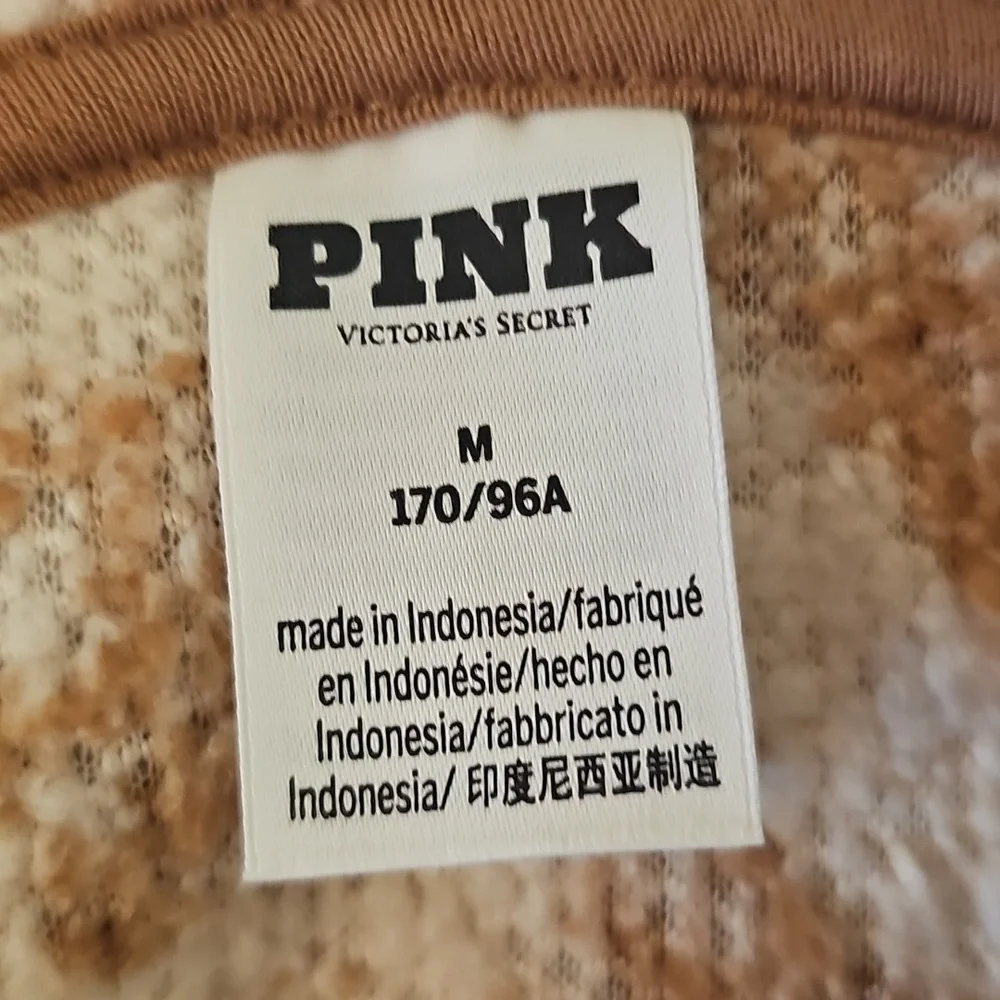 PINK Tan and Cream Fleece Pullover Size M NWOT - Picture 3 of 5